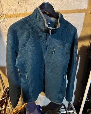 Patagonia R3 High Loft Fleece Jacket, Dark Teal, Size M